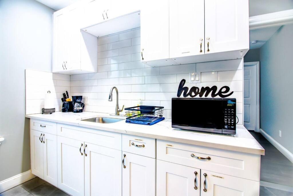 Comfortable 3Br, 1 Bath Close To The Falls Niagara Falls Eksteriør bilde